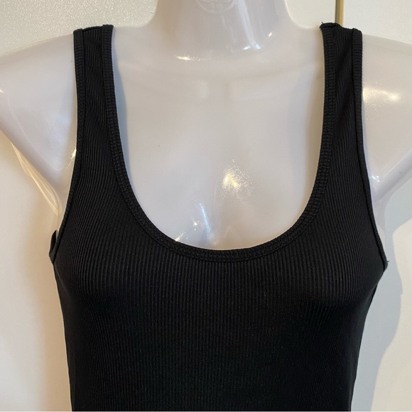 MPG Black Ribbed Activewear Tank Top Size Small - Picture 6 of 16